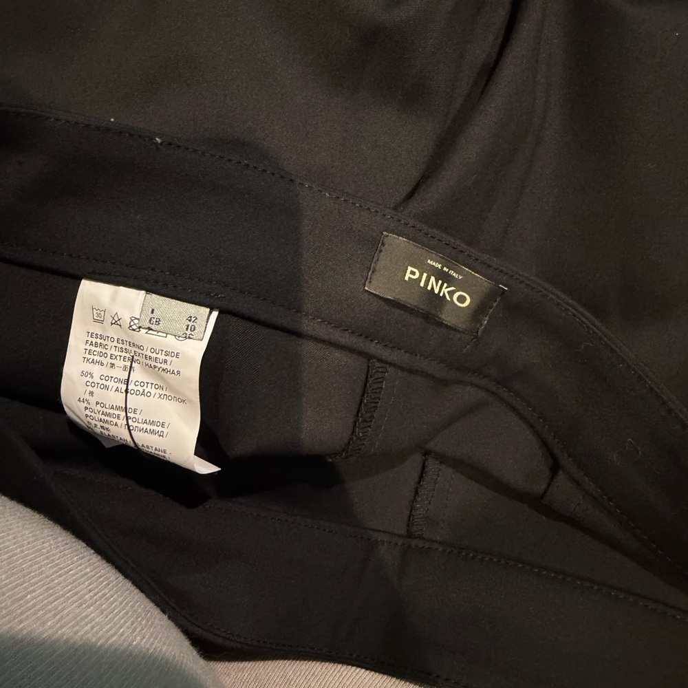 Pinko Black Cropped Ruffled Slacks - Picture 4 of 5